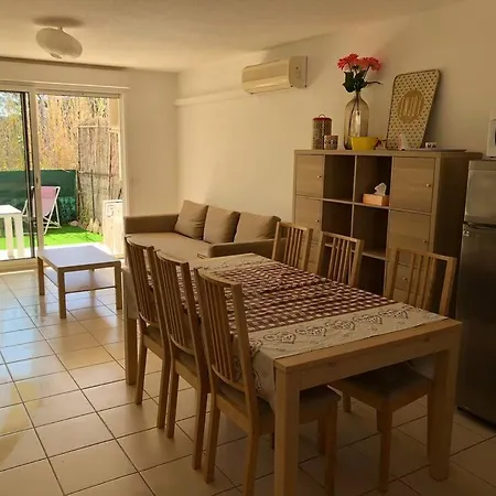 Lucie Apartment Hyeres Exterior photo